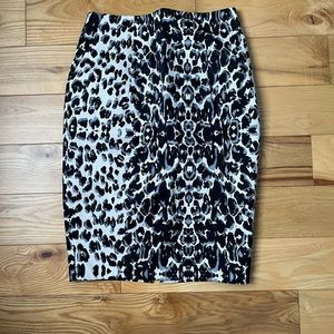 Leopard print pencil skirt